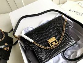 Picture of Givenchy Lady Handbags _SKUfw151607967fw